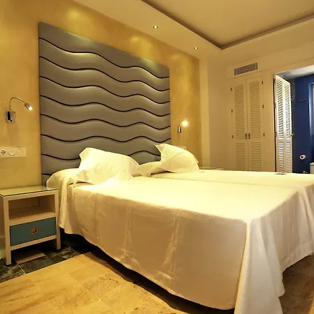 Kro El Alojado De Velarde